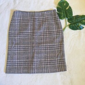 Women’s plaid skirt